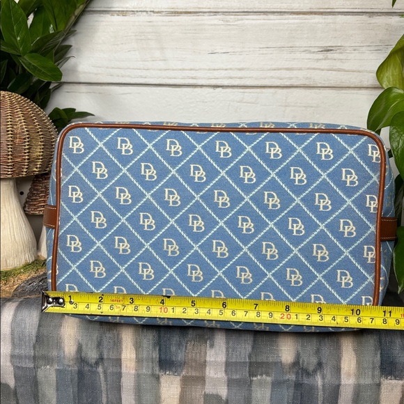 Dooney & Bourke Light Blue and Tan Shoulder Bag - Picture 3 of 11